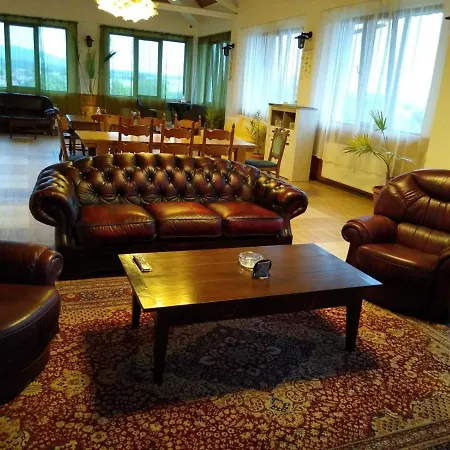 Къща За Гости Изар