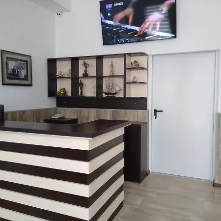 Къща За Гости Изар