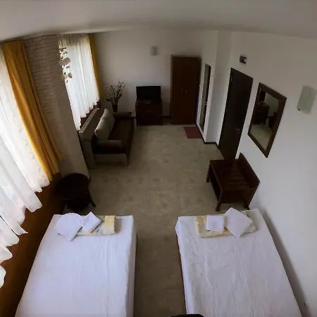 Guest house Къща За Гости Изар