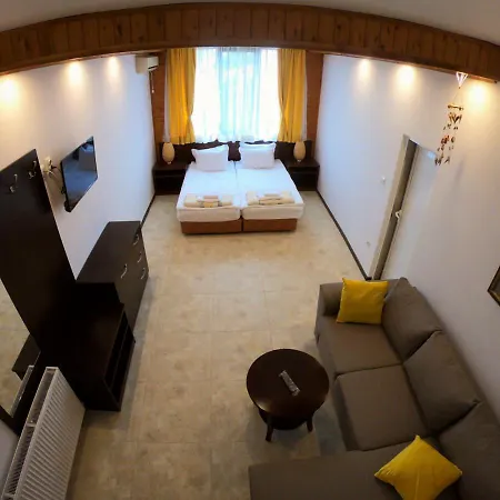 Guest house Къща За Гости Изар *
